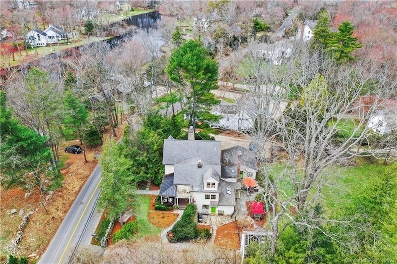 Aerial view of the property at 34 Woodside Avenue