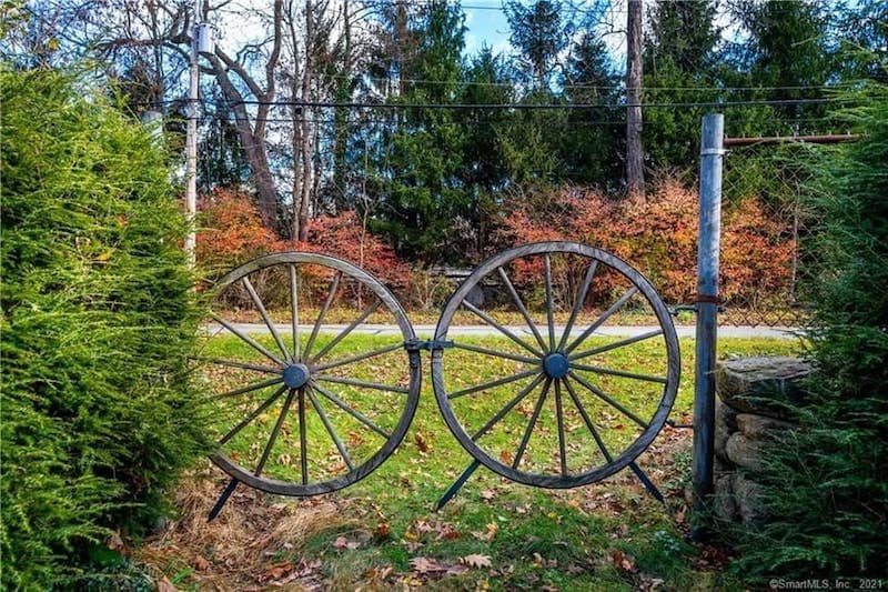 Two decorative wheels at 67 Carter Street