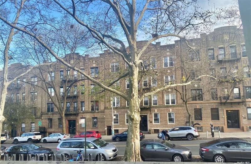 A row of houses in Sunset Park