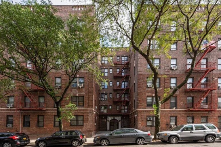 Sunnyside, Queens Guide The Idyllic and Historic Neighborhood CitySignal