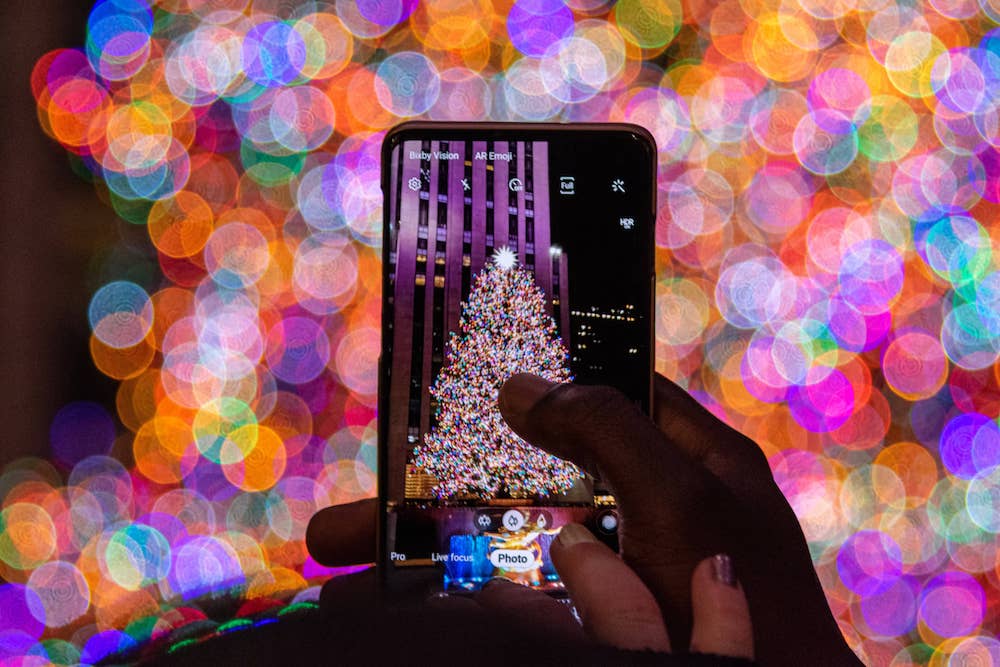 Best NYC Holiday Light Displays - CitySignal